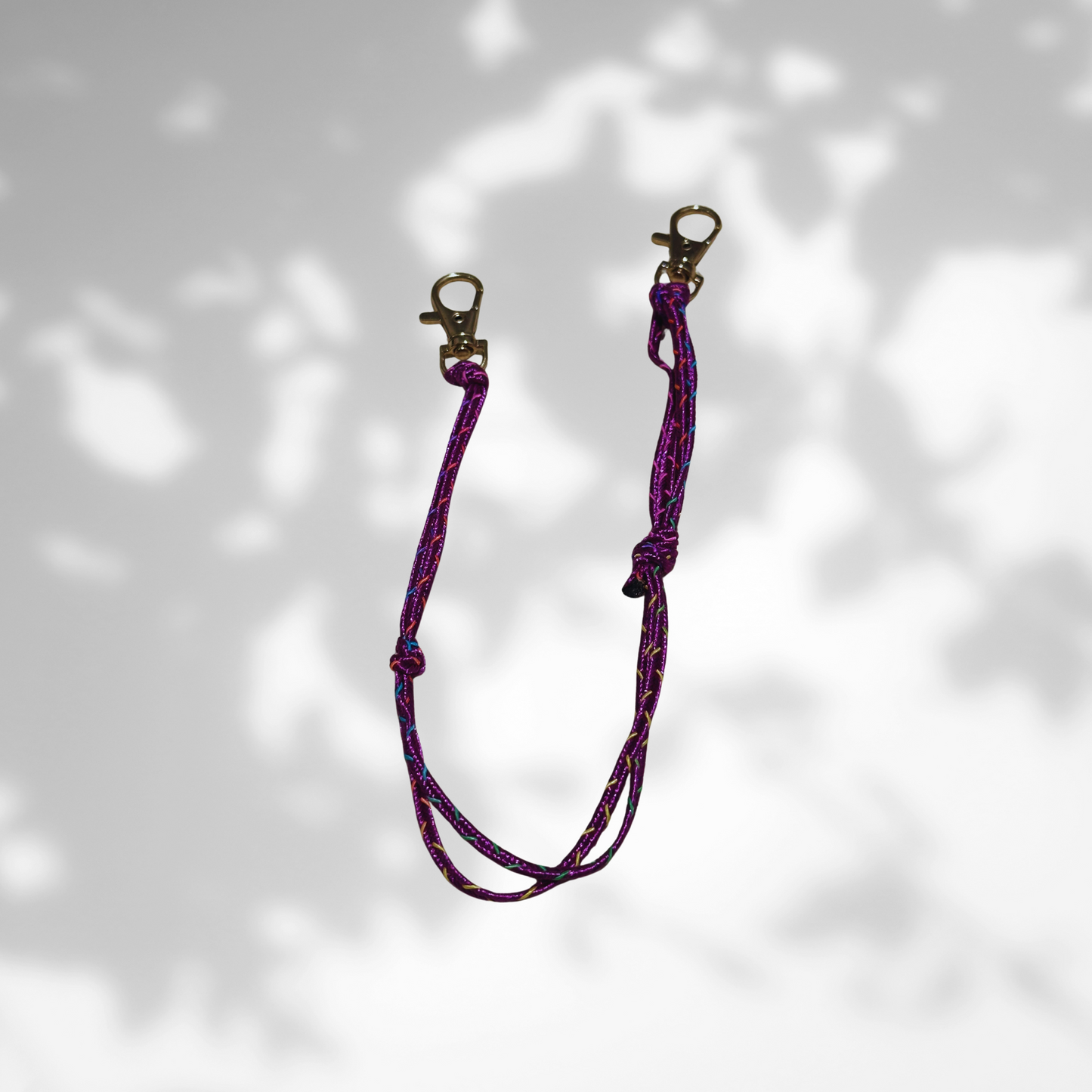 Rosé Twist Charm