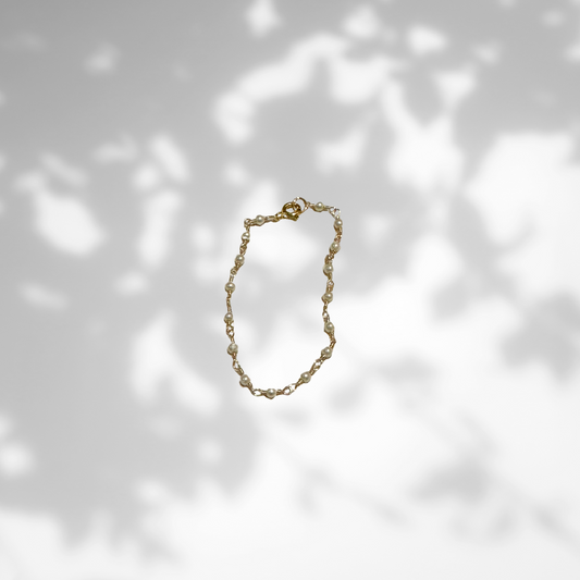 Moonlit Pearl Bracelet